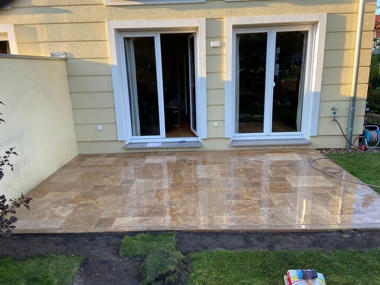 Mauerbau mit Naturstein